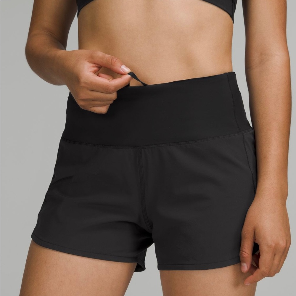 SOLD: Lululemon speed up high rise lined shorts